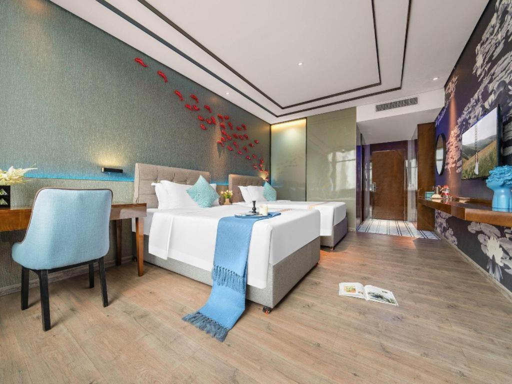Xana Hotelle-Hotel Luzhou Baizitu Square Exterior photo